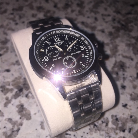 Blue and Silver Men’s watch - Picture 3 of 3